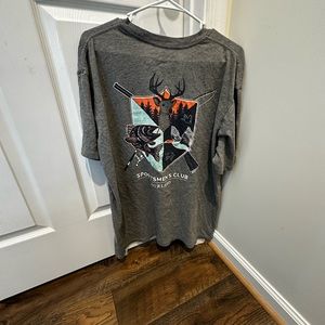 Gray Burlebo men’s tee size large